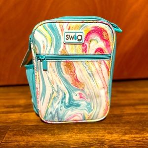 Lunchbox and reusable straw set by Swig Life